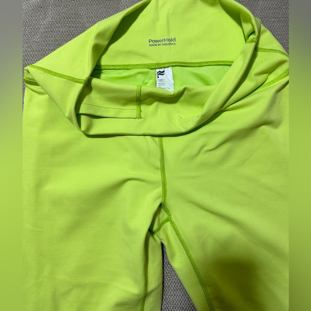 NWOT-Fabletics Power Hold Leggings